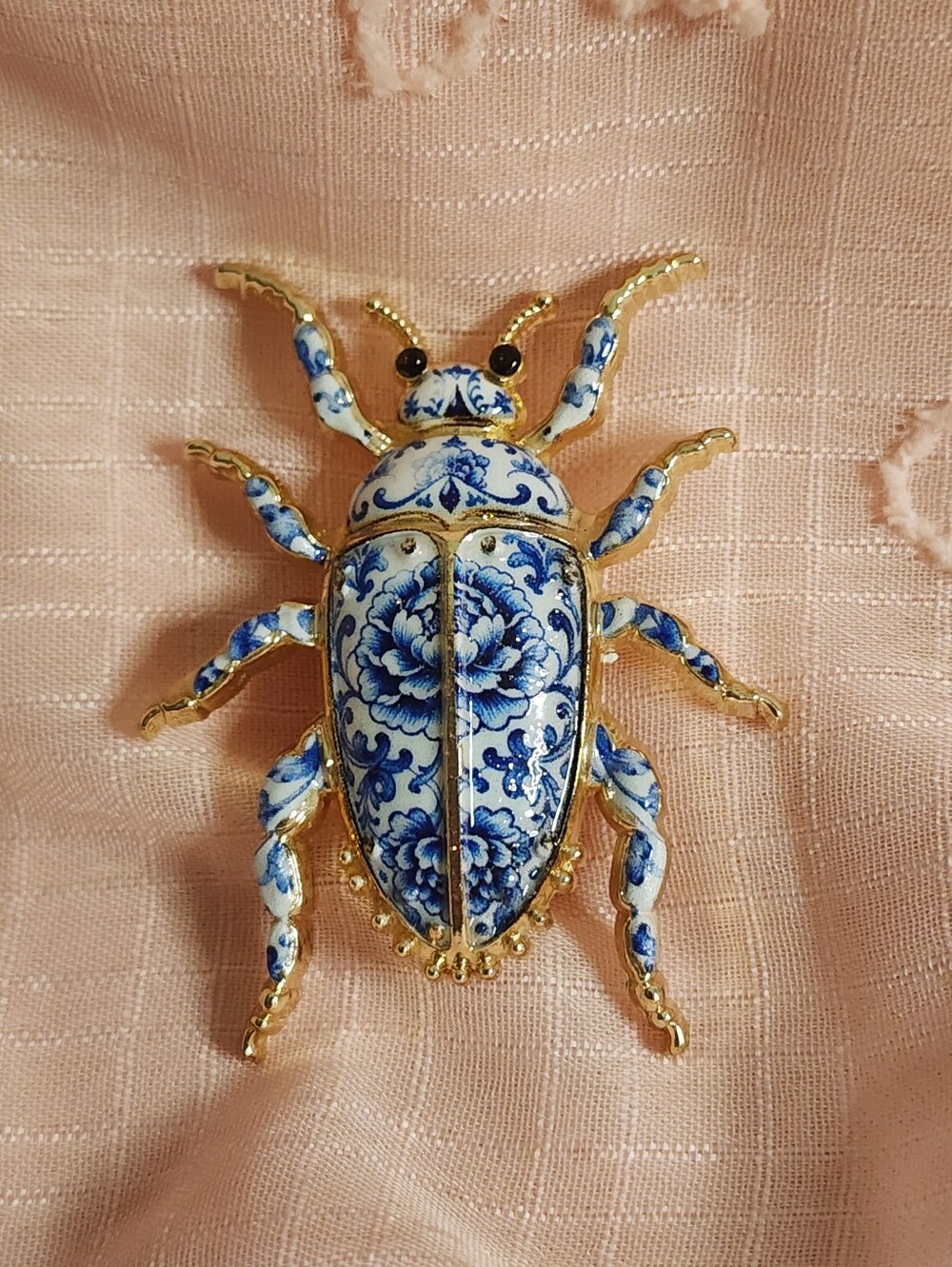 ✨ Vintage Style Blue & White Porcelain Beetle Brooch ✨